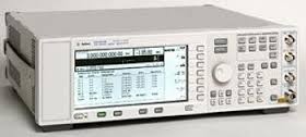 Agilent (HP) E4423B 1 GHz Analog RF Signal Generator w/ High Spectral Purity